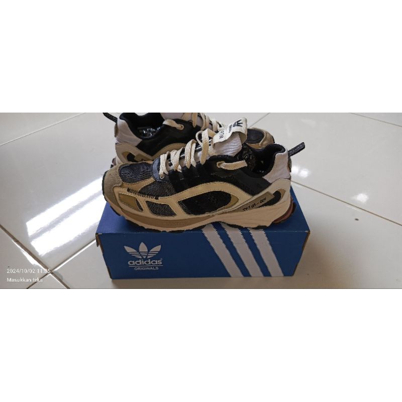 Sepatu Adidas SFTM 001 Size 42 (27cm)