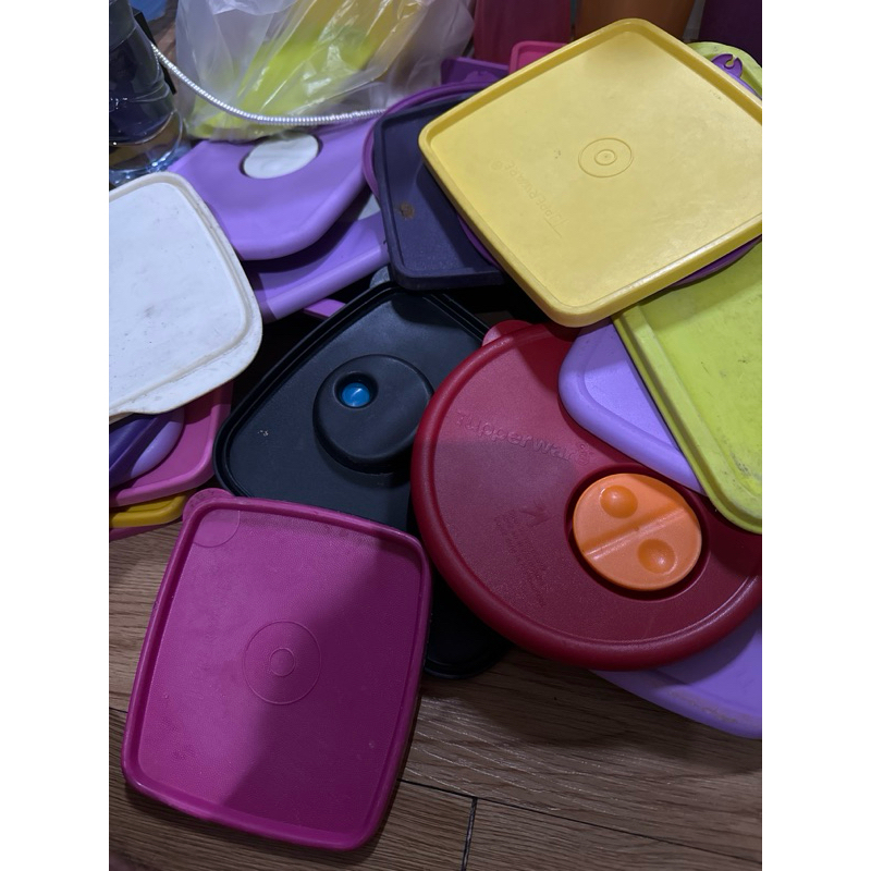 Tutup tupperware second