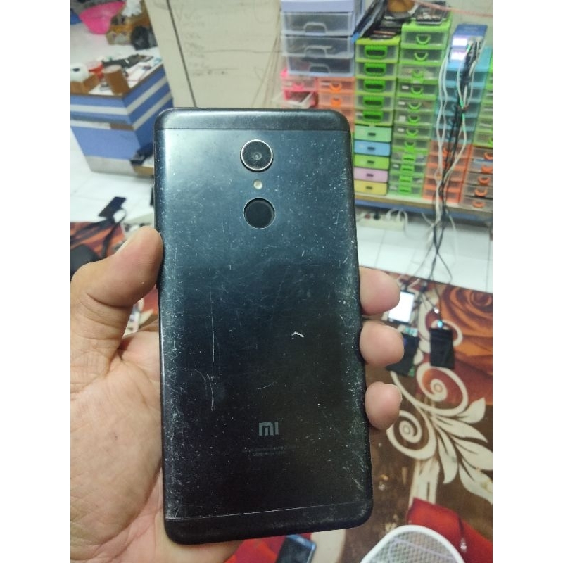 Xiaomi Redmi 5 minus lcd