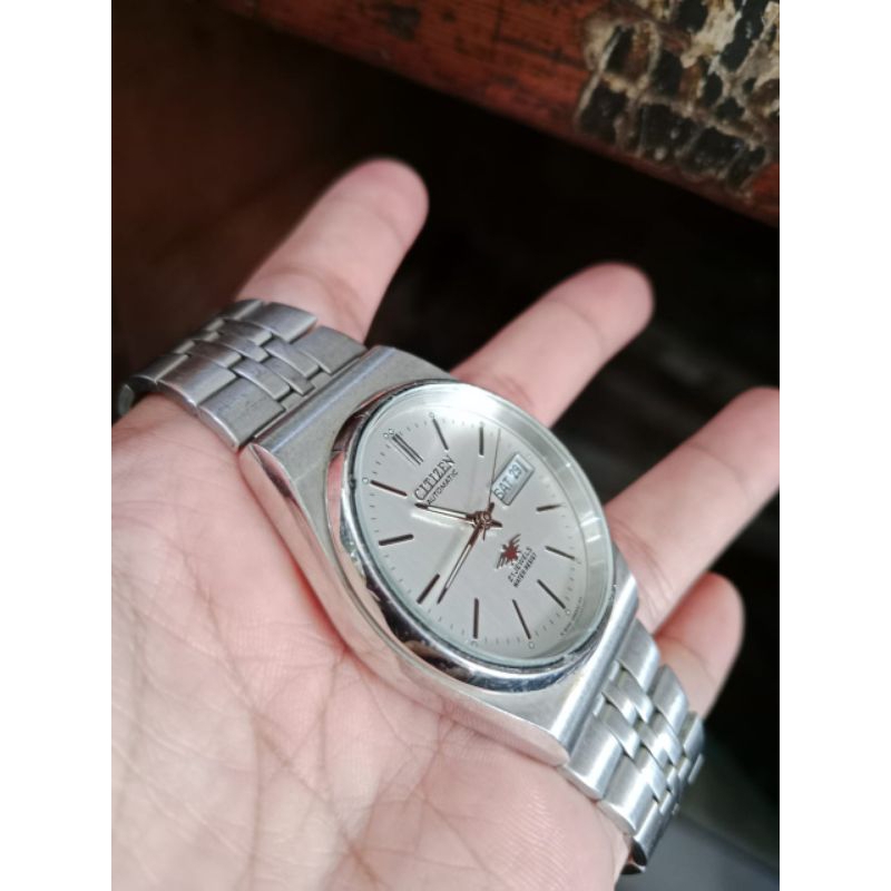 Jam tangan CITIZEN original bekas/citizen 8200