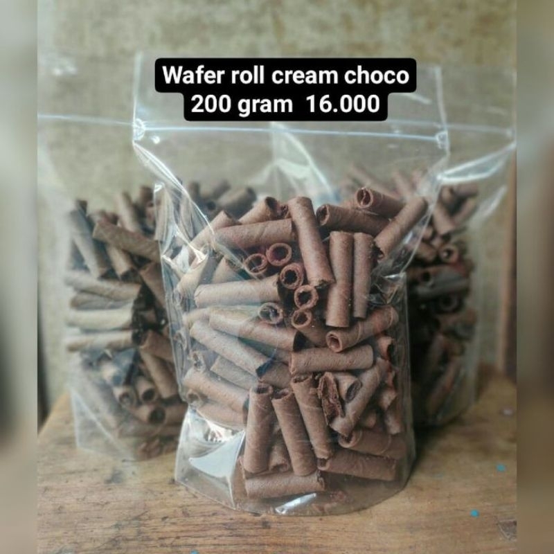 

WAFER ASTOR ROLL 200GRAM CEMILAN HARIAN PAKET HEMAT -RATU SNACK ID