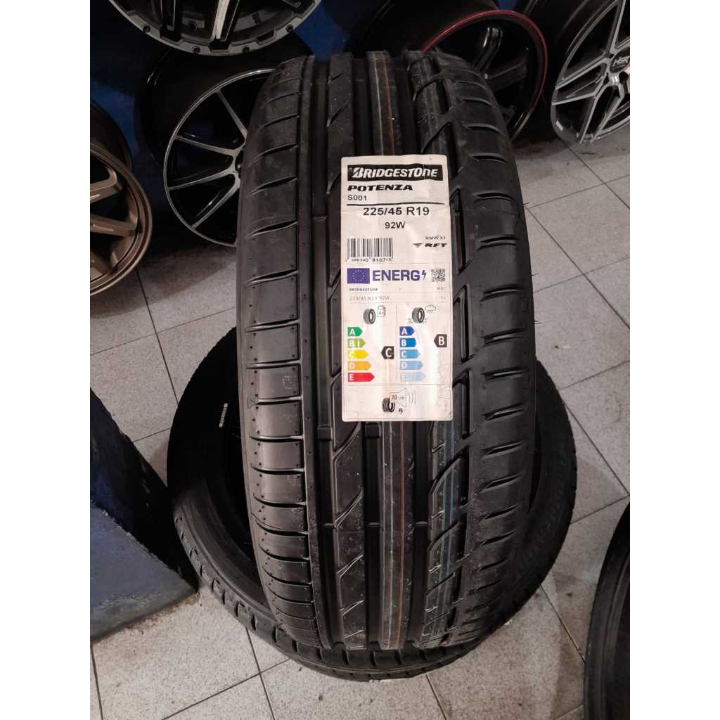 BAN MOBIL RFT RING 19 BRIDGESTONE POTENZA S001 RFT 225 45 R19 TAHUN 2021