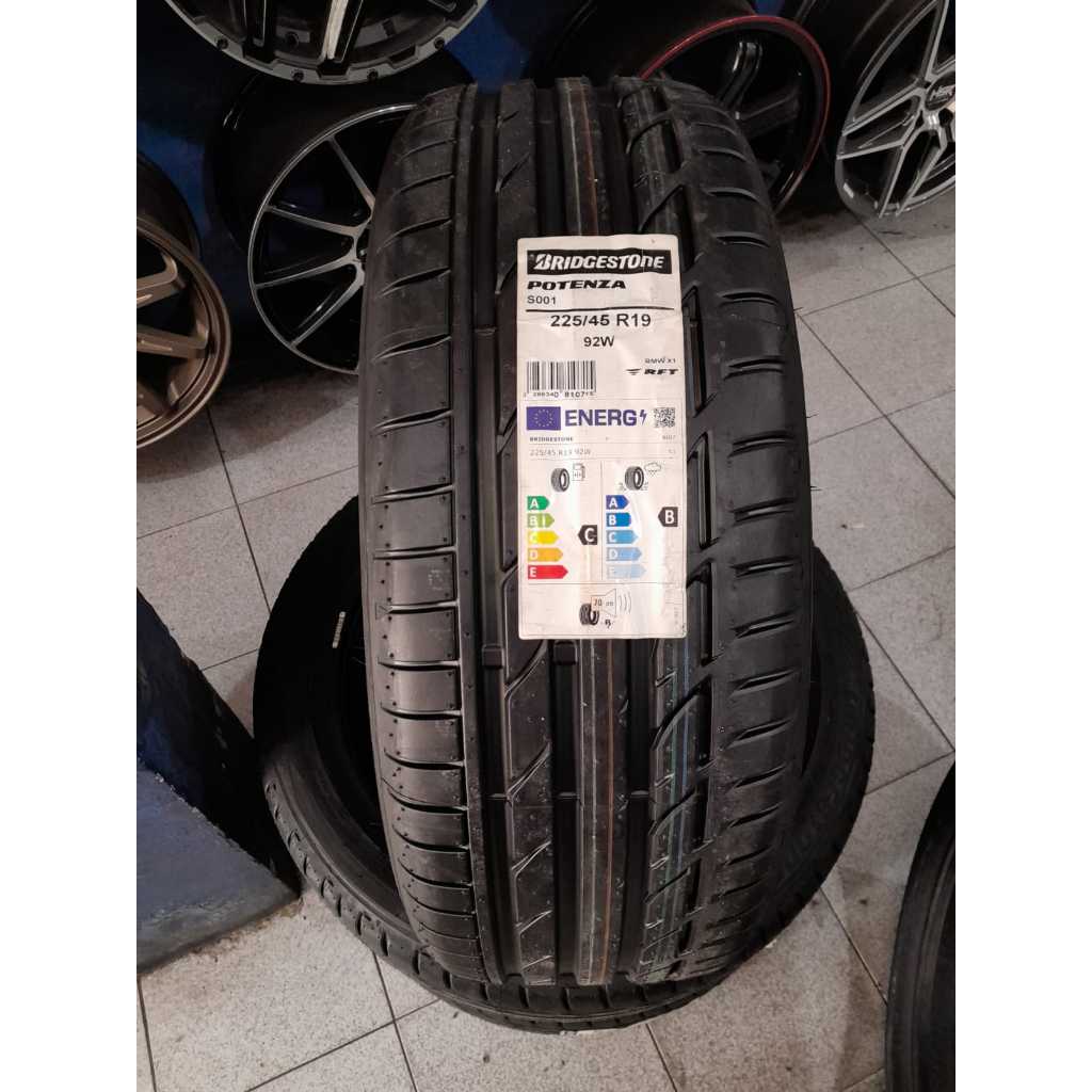 BAN MOBIL RFT RING 19 BRIDGESTONE POTENZA S001 RFT 225 45 R19