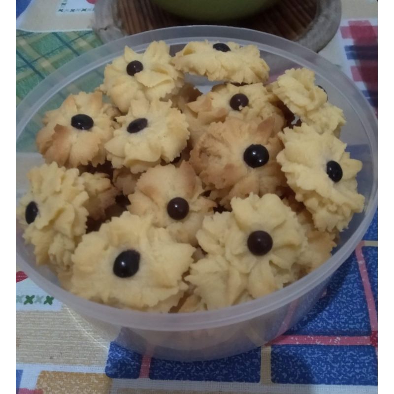 

Kue kering semprit/dahlia homemade