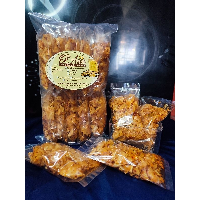 

Kripset 1000 Pedas Daun Jeruk isi 10