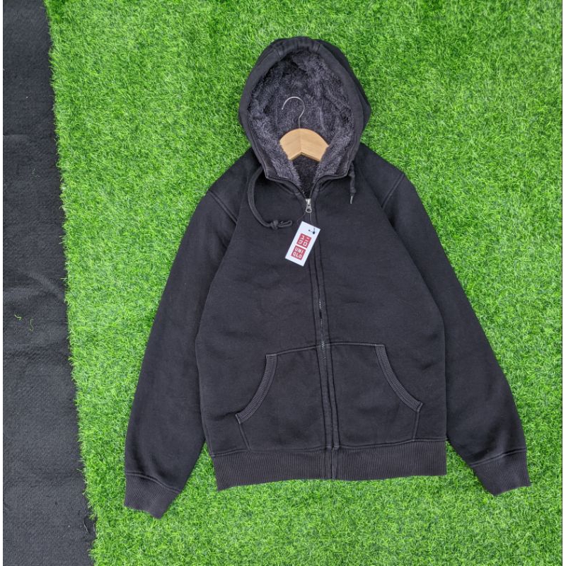 hoodie zipper uniqlo sherpa dalam