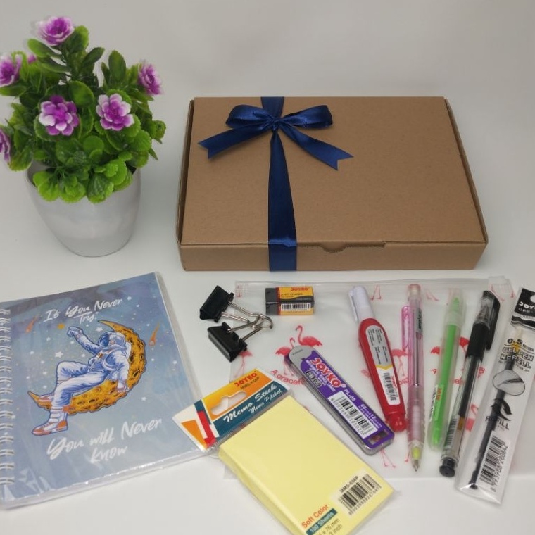 

Serba Terbaru Paket 1 Alat Tulis Anak Sekolah Hampers Alat Tulis Kantor Alat Tulis Set Pensil Mekanik Pulpen Penghapus Joyko