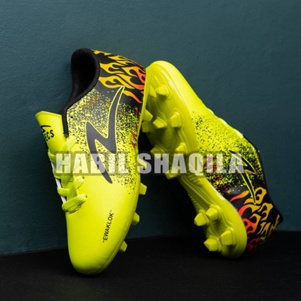 Paket Hebat Sepatu Bola Anak Anak Specs Ewaklok ukuran 33 34 35 36 37 38