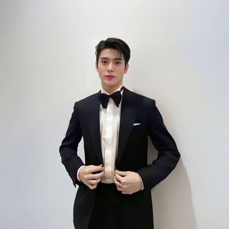 

mark xmas 22 peace [ booked ] read desc