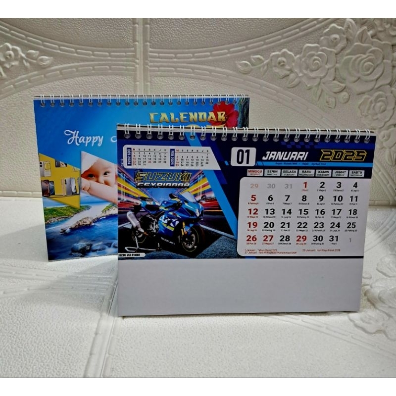 

Kalender Meja Standar 2025 Gambar Motor Sport [ 21cm x 15,5cm ] Art carton 210gsm Penopang Duplex