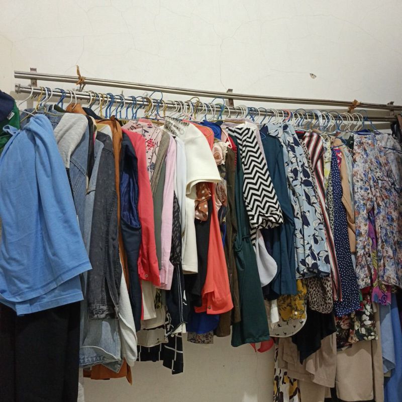 paket usaha pakaian preloved