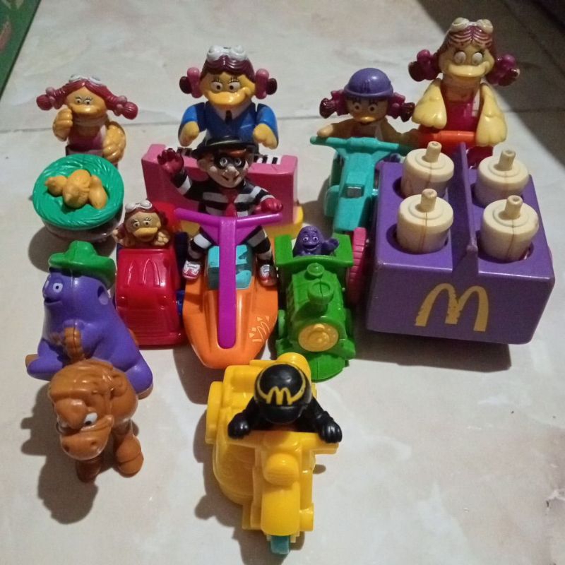 maskot McD preloved