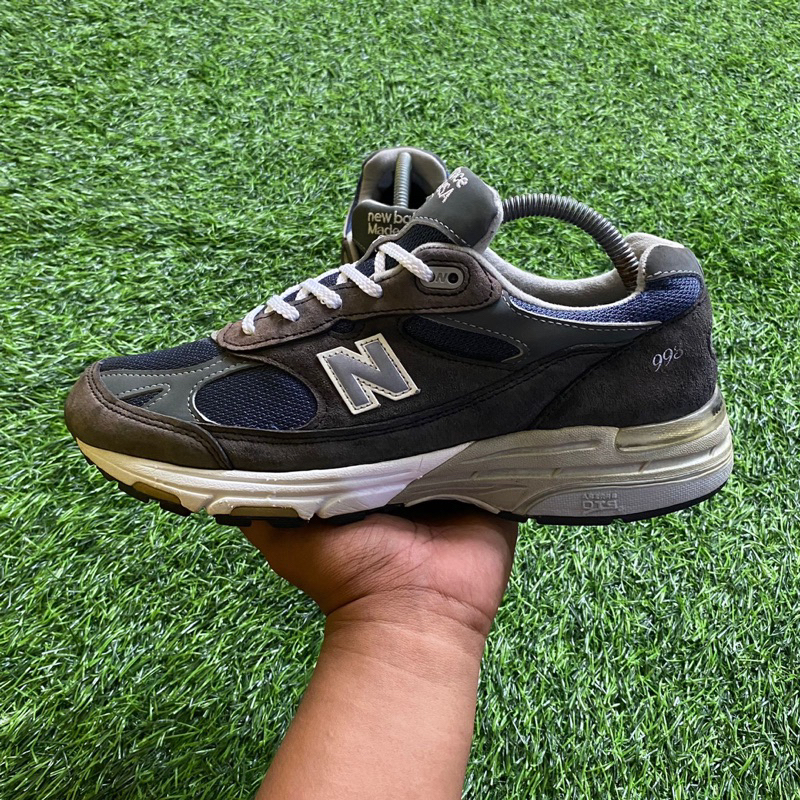 Sepatu new balance 993 second original