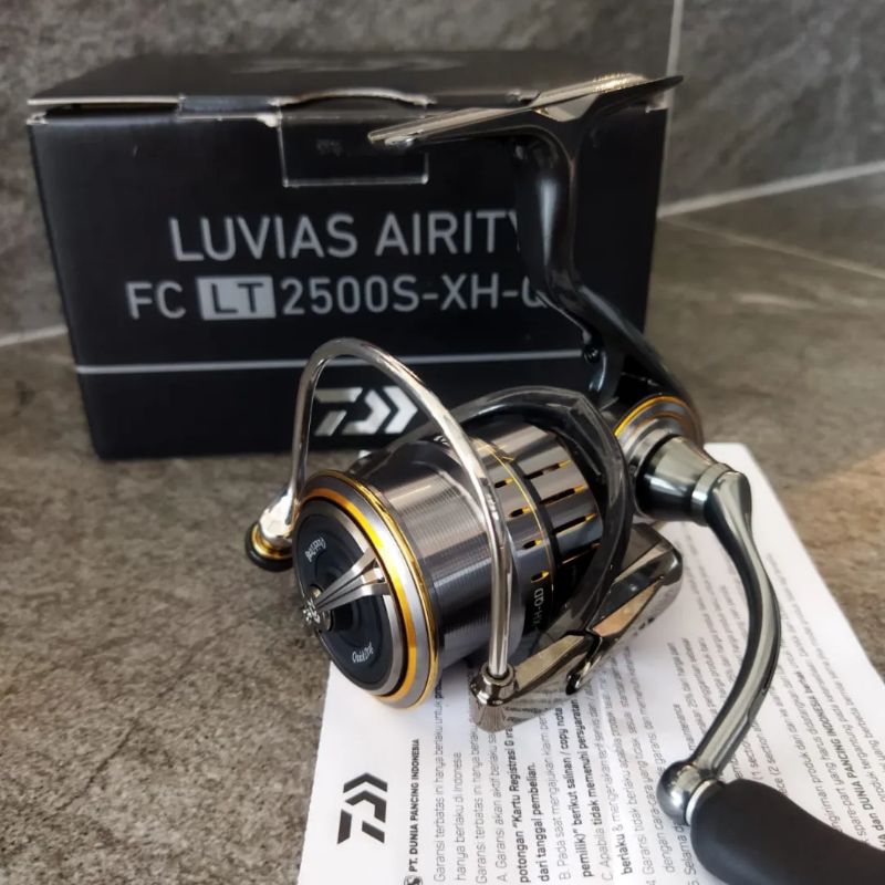 Reel Daiwa LUVIAS AIRITY FC LT 2500S-XH | SPINNING | MADE IN JAPAN