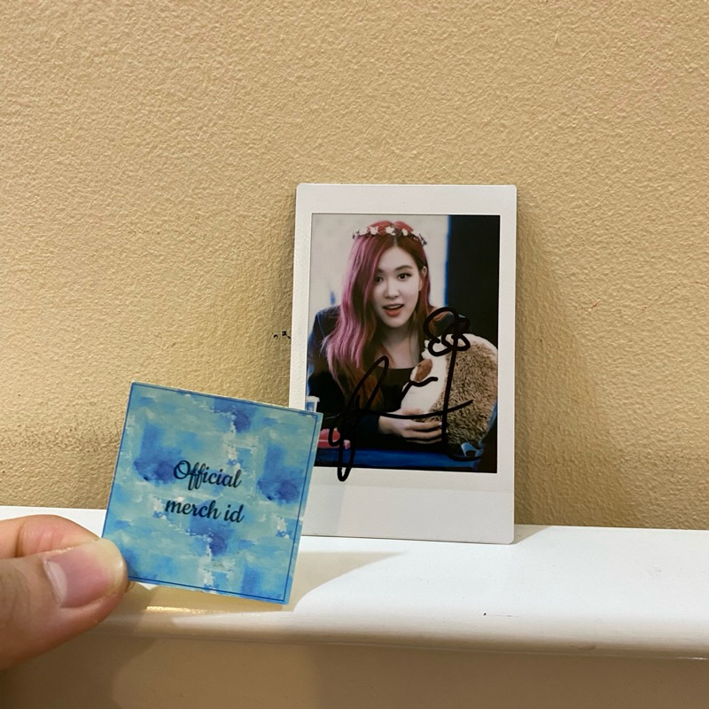 rose signed polaroid tanda tangan blackpink album cd