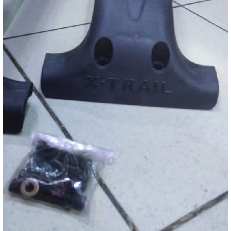 CROSSBAR NISSAN X TRAIL T31 2008-2013