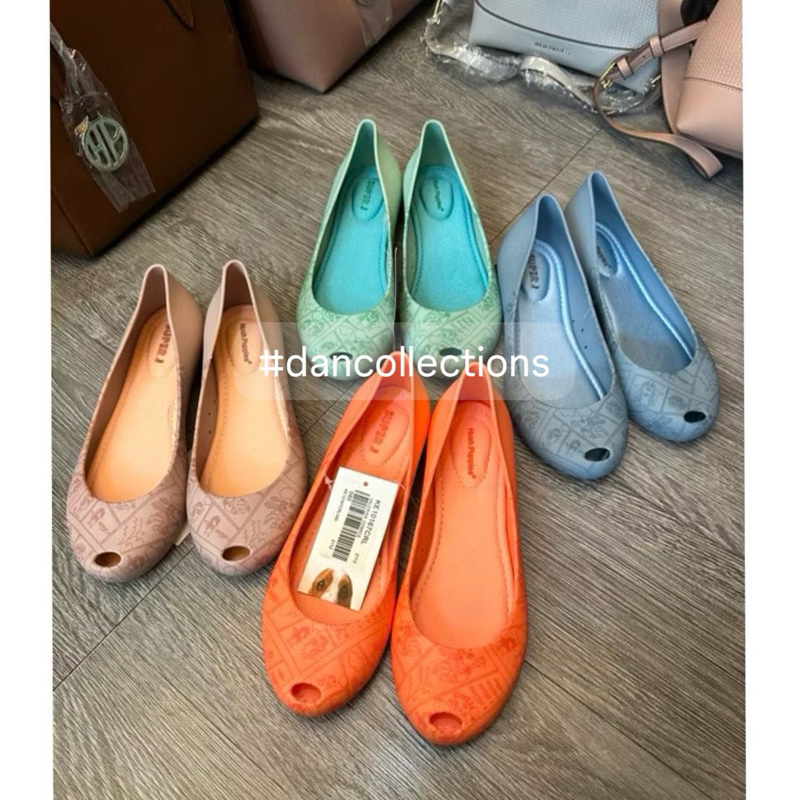 READY,SEPATU WANITA VALERINA COMICS ORIGINAL HUSH PUPPIES,SALE 70% OFF