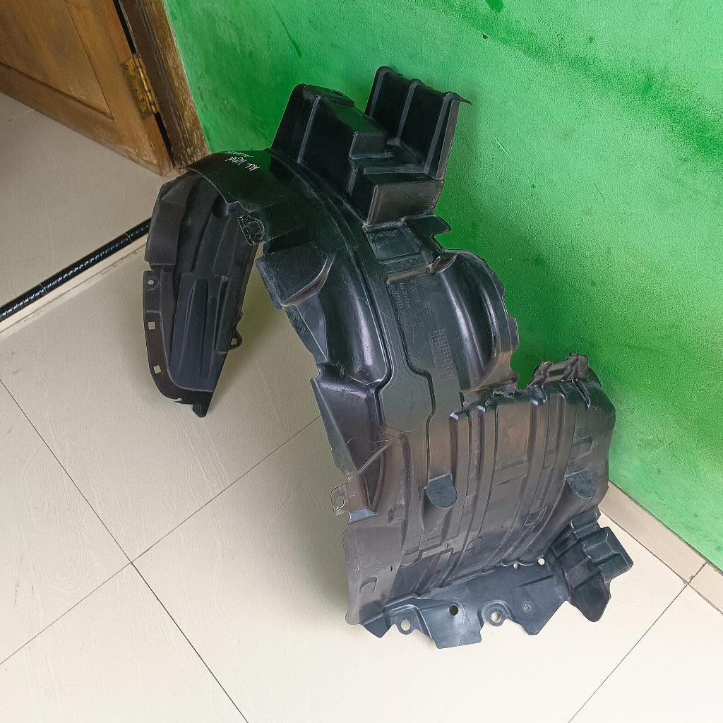 Liner Fender Spakbor Avanza All New