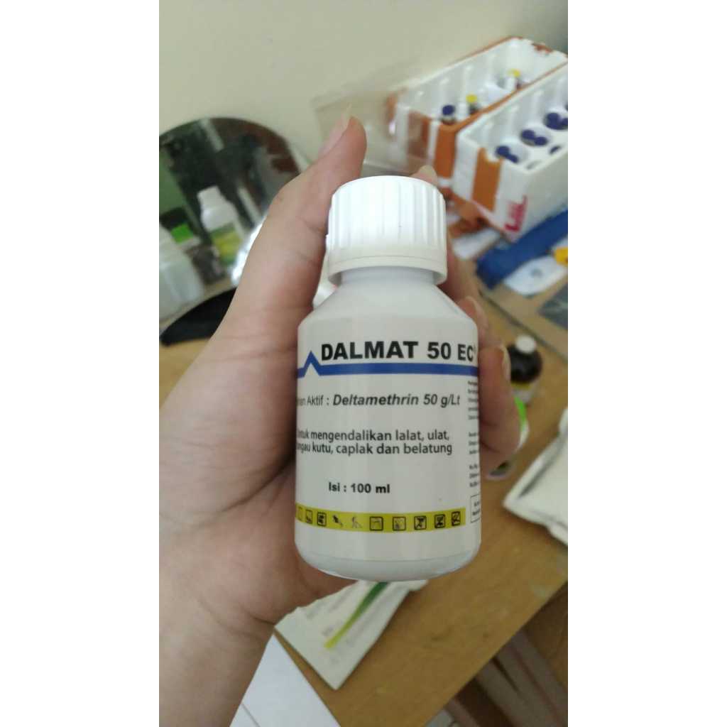 Syafatummy Dalmat 50 Ec - Dalmat 100Ml - Obat Kutu - Anjing - Kucing - Obat Kutu Mandi