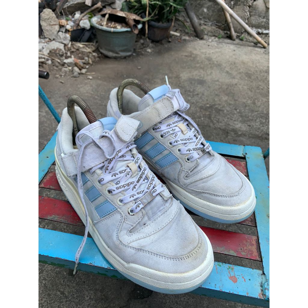 Sepatu Adidas Forum Low White Blue