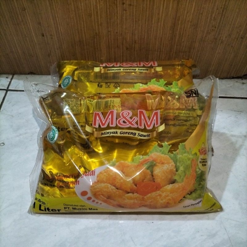 

minyak goreng M&M 1liter