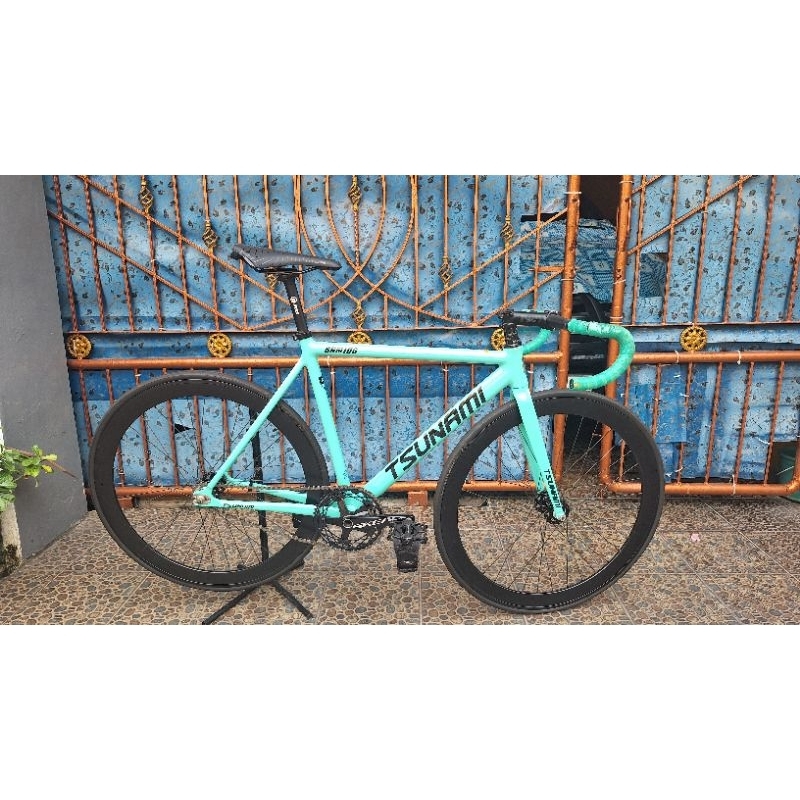 Sepeda Fixie Tsunami SNM100