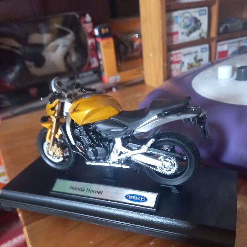 Diecast motor Honda Hornet