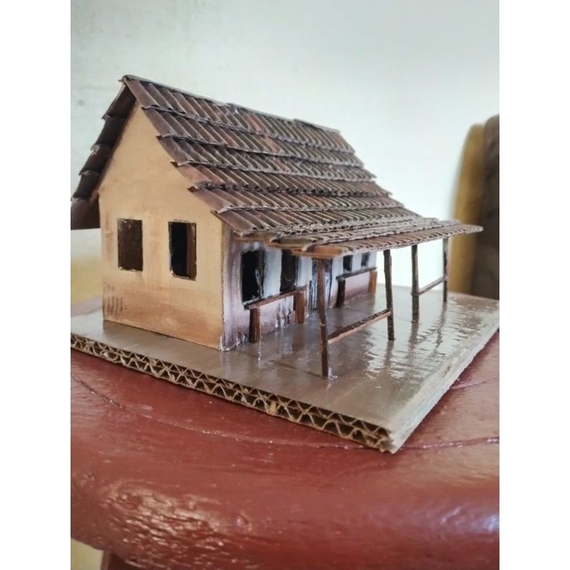 

RUMAH DAUR ULANG KERAJINAN PRAKARYA SEKOLAH KARDUS