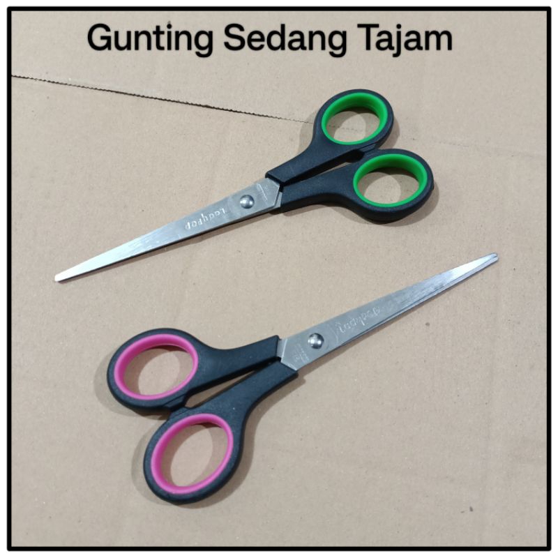 

1 Pcs Gunting Sedang Tajam