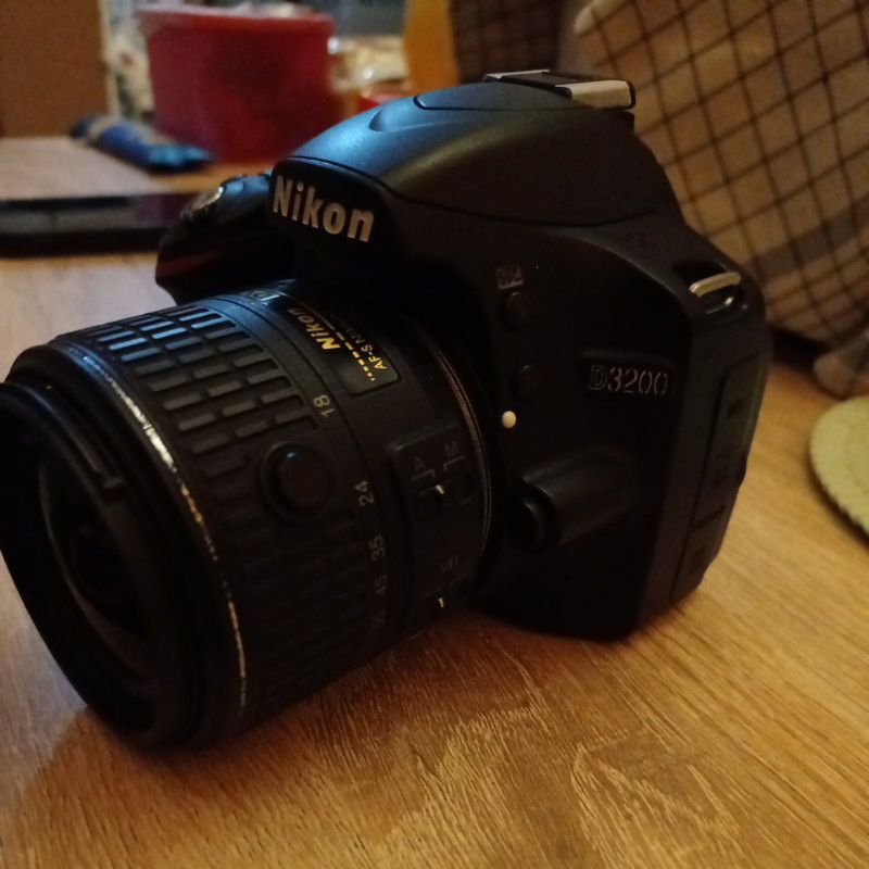 Nikon D3200 second