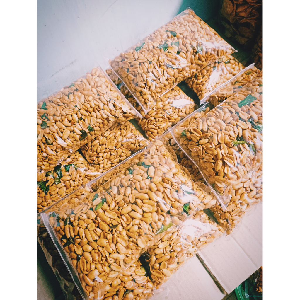 

Kacang Bawang Goreng Daun Jeruk 500gr