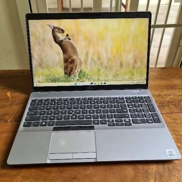 Laptop Workstation Kerja Dell Precision 3511 Core I7 10850H 16gb/512gb Touchscreen Nvidia Quadro P62