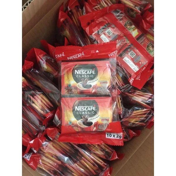 

Nescafe Classic Kopi Instan Murni Dalgona isi 10 sachet x 2gr