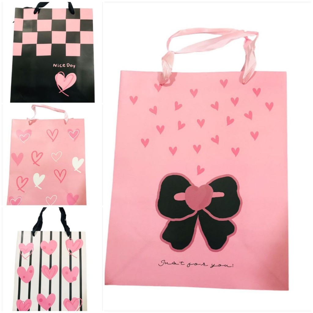 

Paper Bag kertas / Tas Kado / Paper Bag Variasi Warna Warni / Tas Tenteng Kertas All Variasi