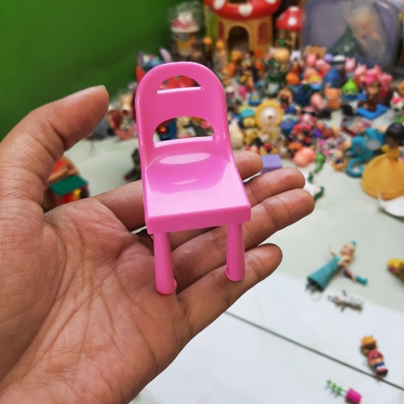 Kursi barbie kelly dan barbie chelsea mattel. Perabotan barbie