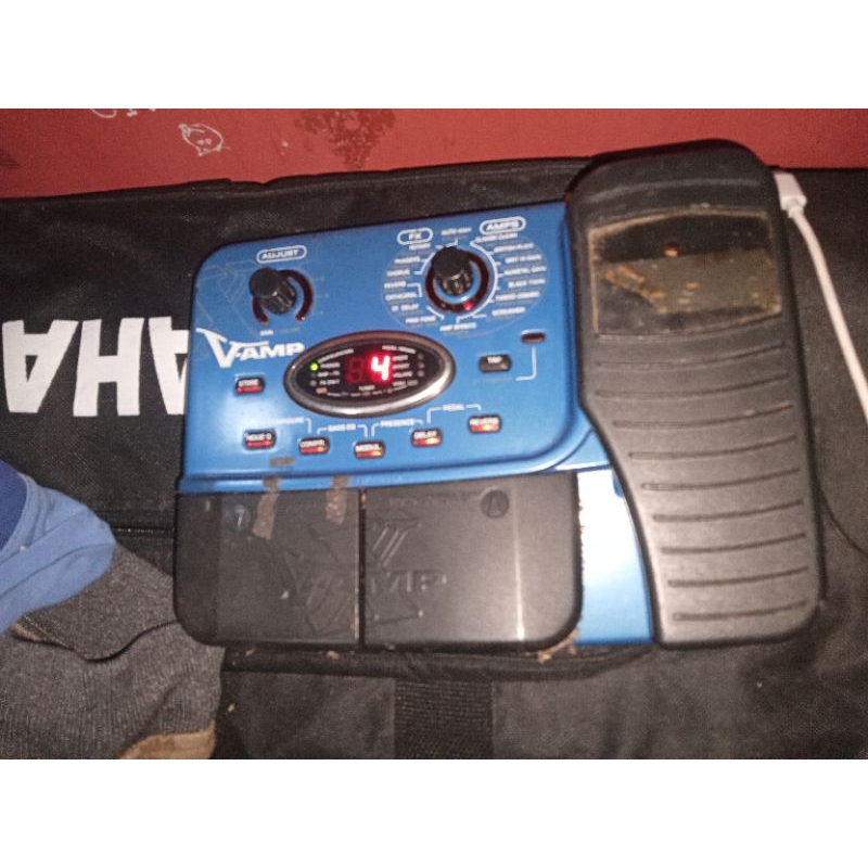 efek gitar behringer V-amp efek vamp modeling