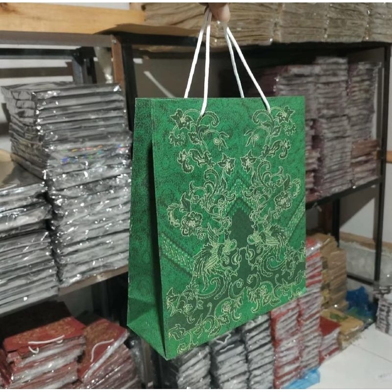 

BARU tas PAPER BAG motif batik 50pcs 21×17×5,5