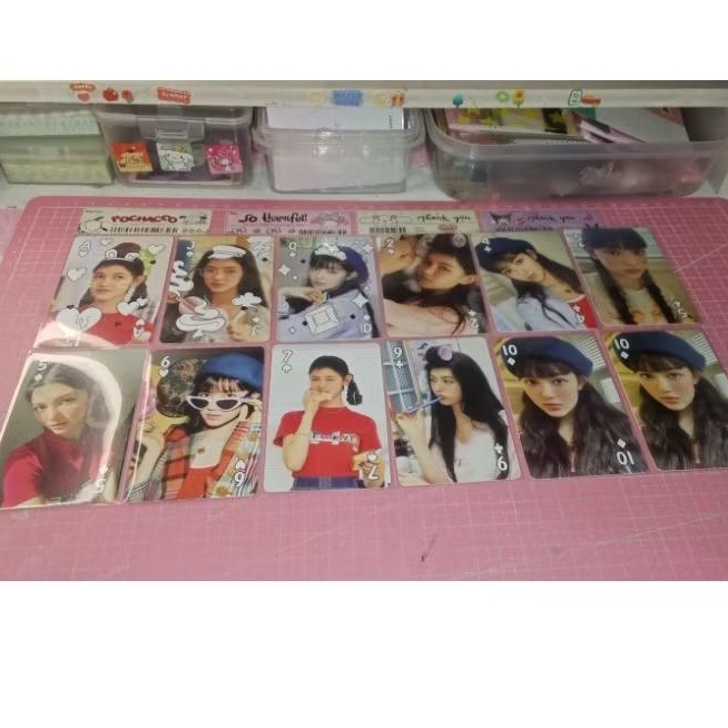 

photocard official new jeans kartu Joker
