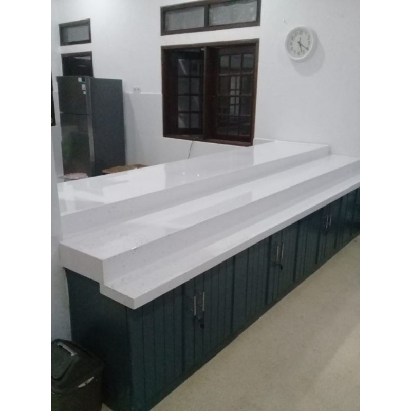 TOP TABLE SOLID SURFACE MEJA DISPLAY CUSTOM WARNA
