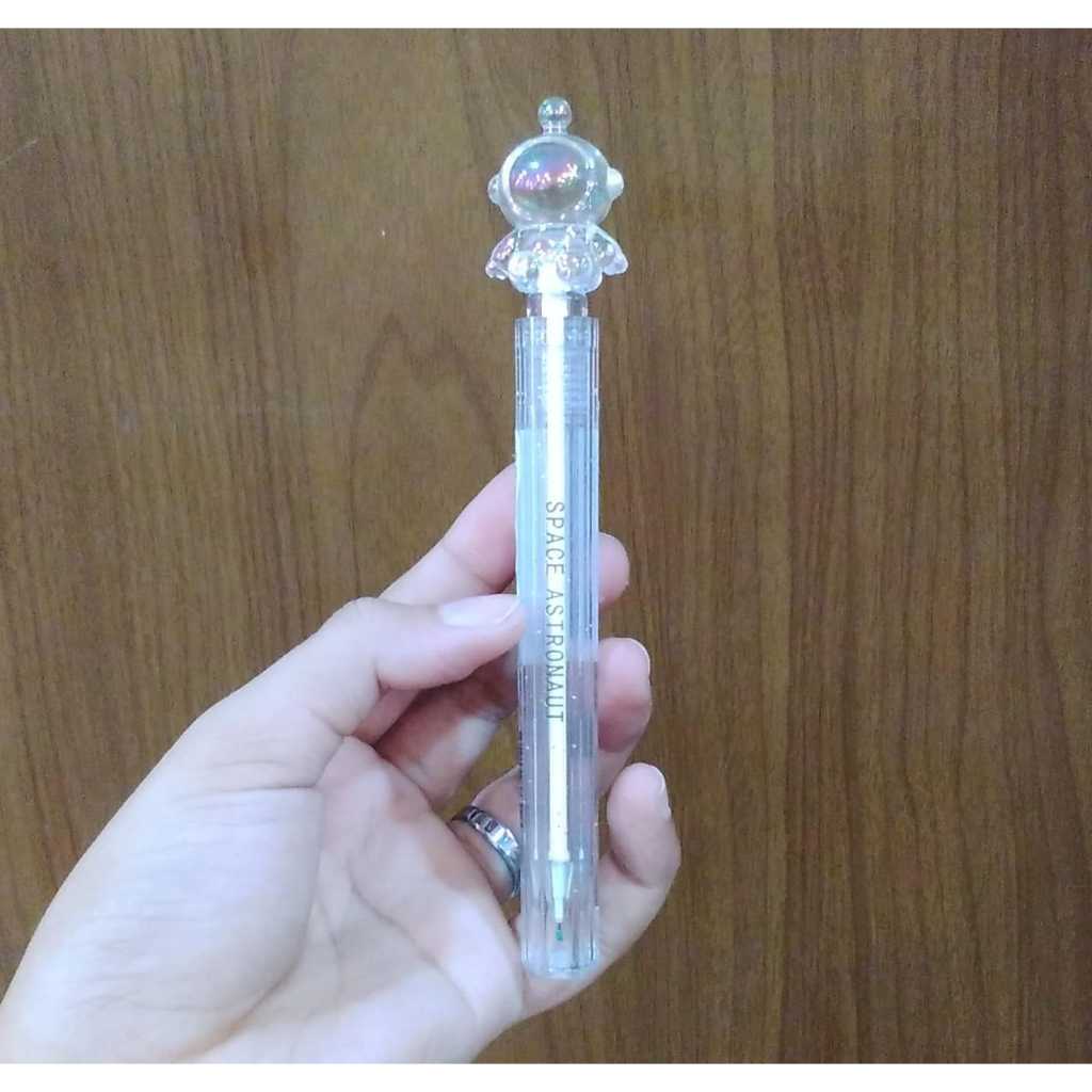 

Gramedia Banjarmasin - KAKO KUKI Crystal Pen Astronaut kk-7494