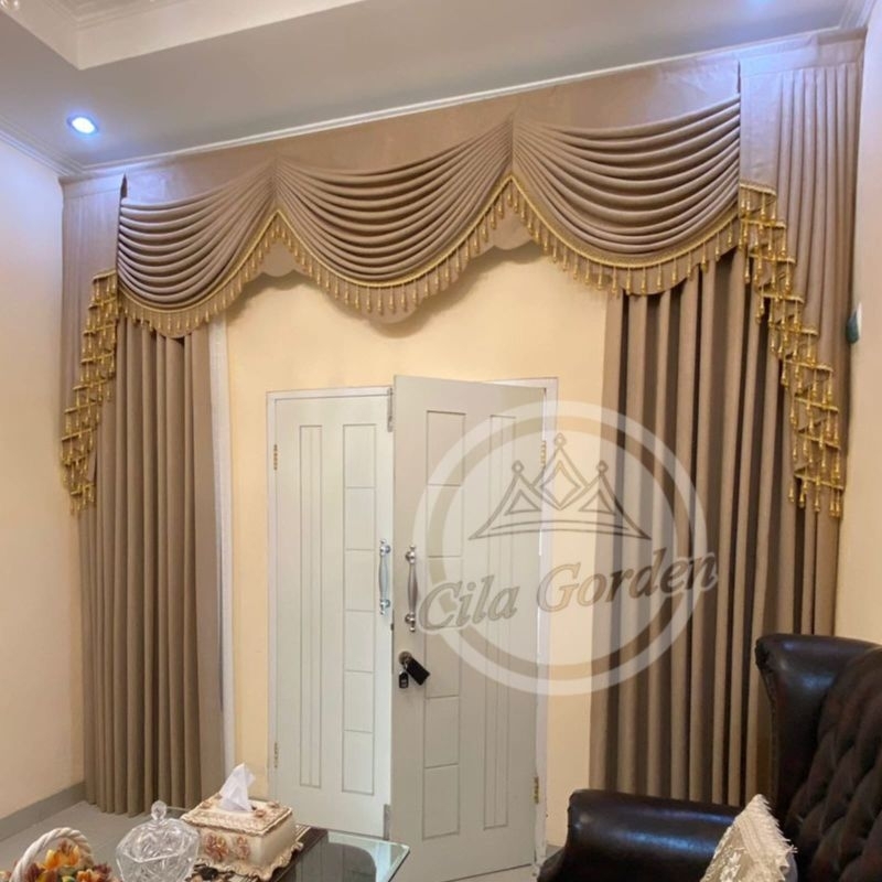 gorden poni sepanyol jendela kupu tarung 350x300