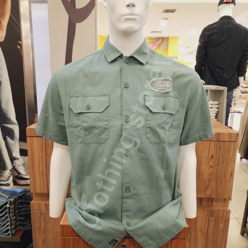 BOMBBOOGIE ORIGINAL kemeja pria lengan pendek hijau 22916B5SD