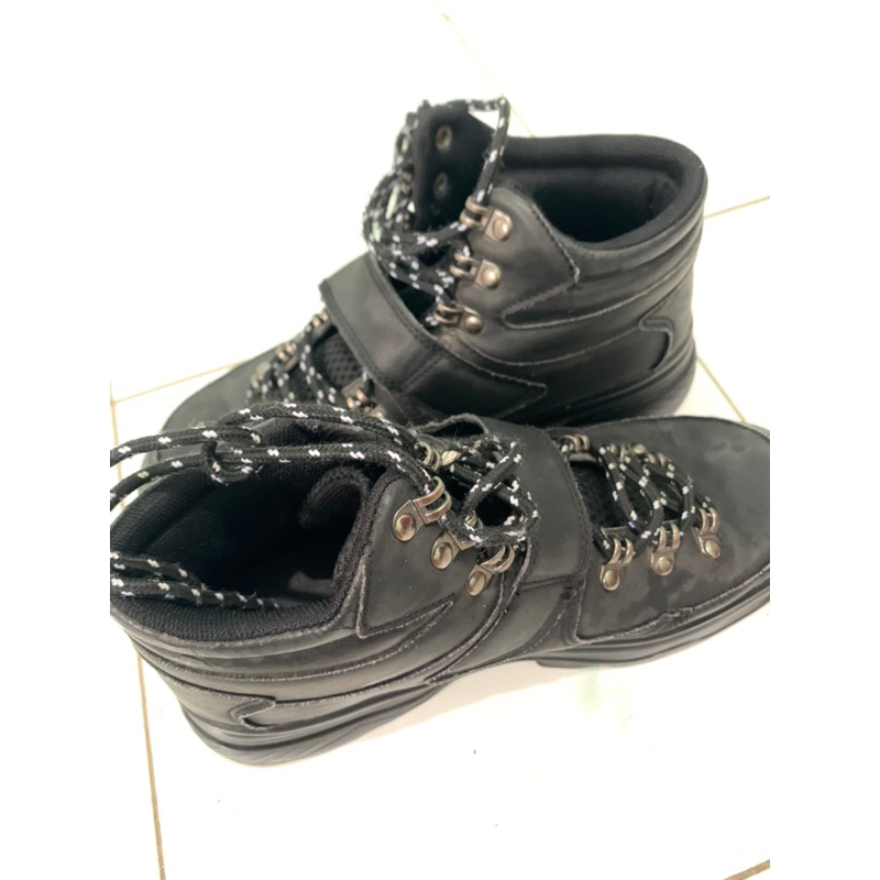 preloved sepatu boots rubi