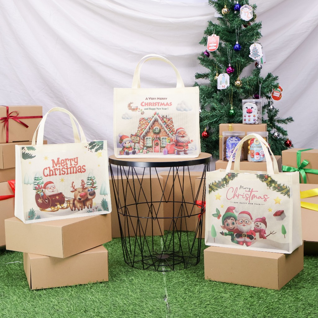 

Ready Stok Hampers Edisi Natal/ Goodie Bag Souvenir Tahun Baru Merry Christmas Bisa Beli Satuan T25 P30