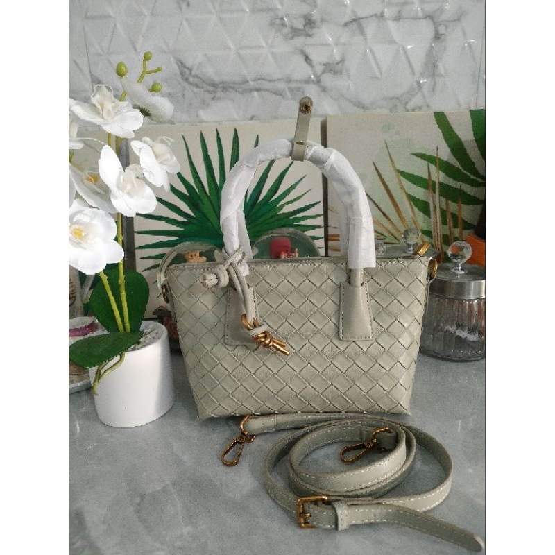 tas monteg anyam sage