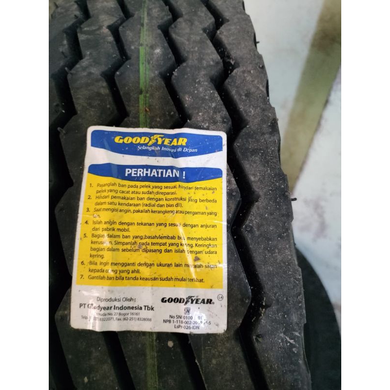 Ban luar Goodyear hd nylon ukuran 750-16