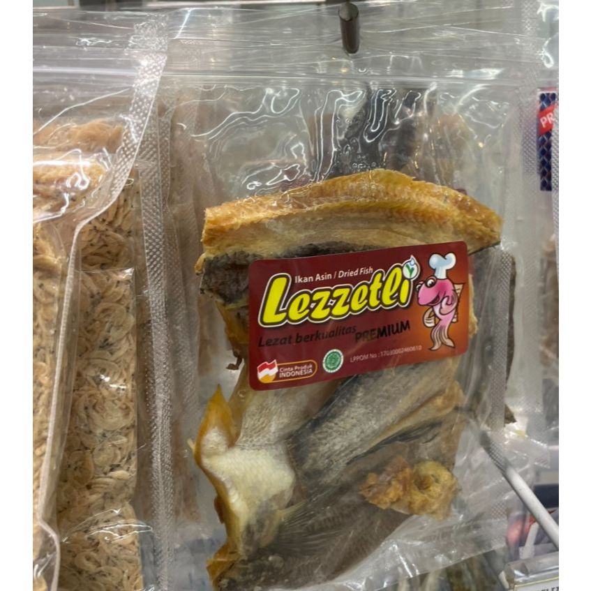 

ikan asin spat 250gr