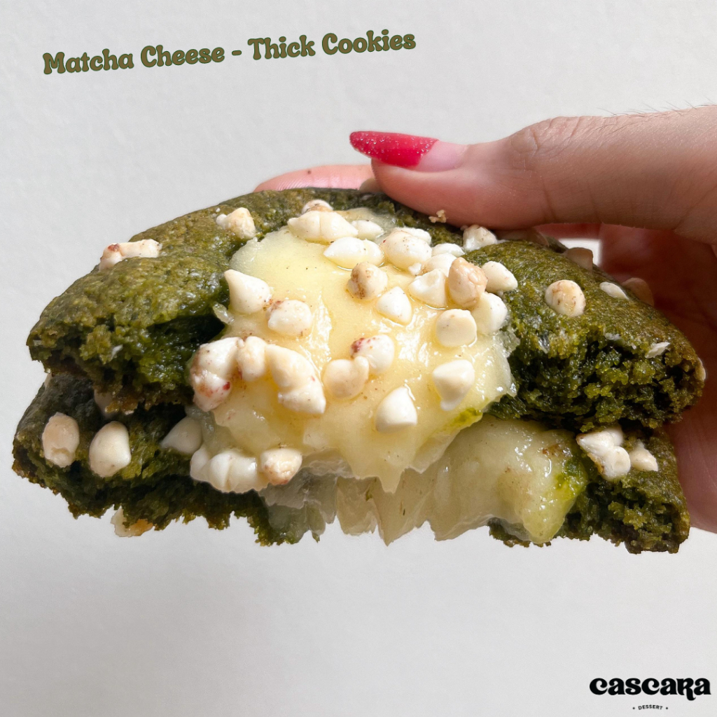 

Cascara Cookies - Soft Baked Matcha Thick Cookies Filled With Cream Cheese Keju And Whitechips Lumer