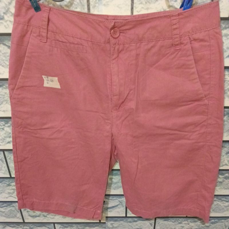 Celana Pendek Pria UGIZ 28