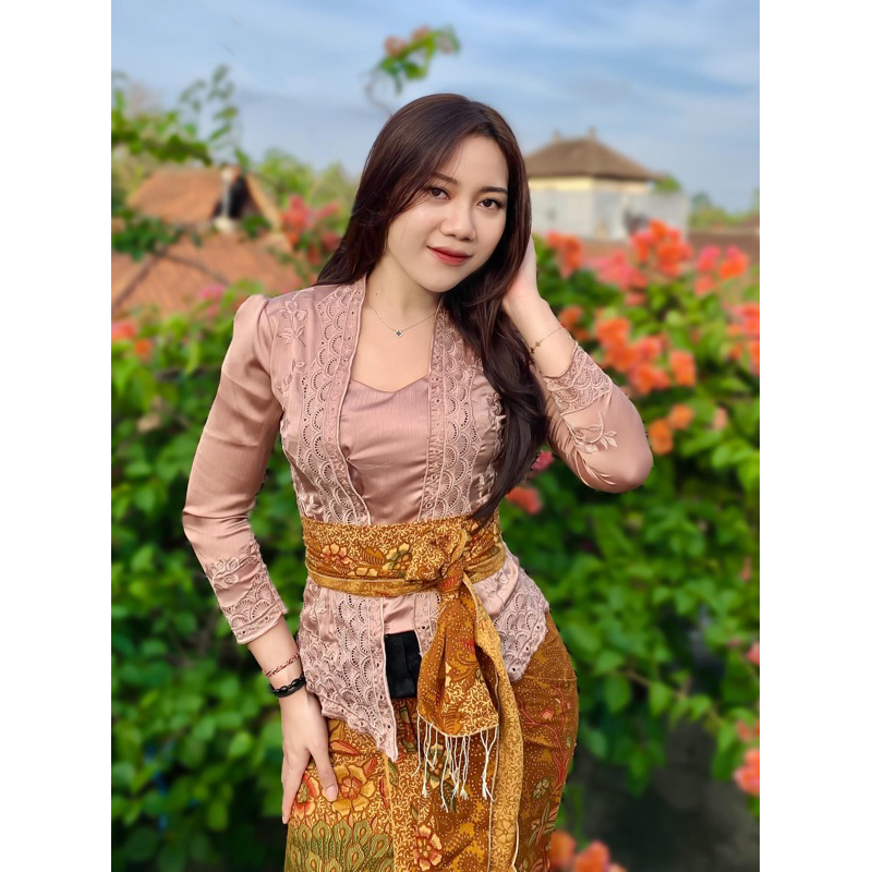 kebaya jadi silky cradenza bordir motif terbaru terlaris termurah kebaya jadi juwita kebaya kutubaru